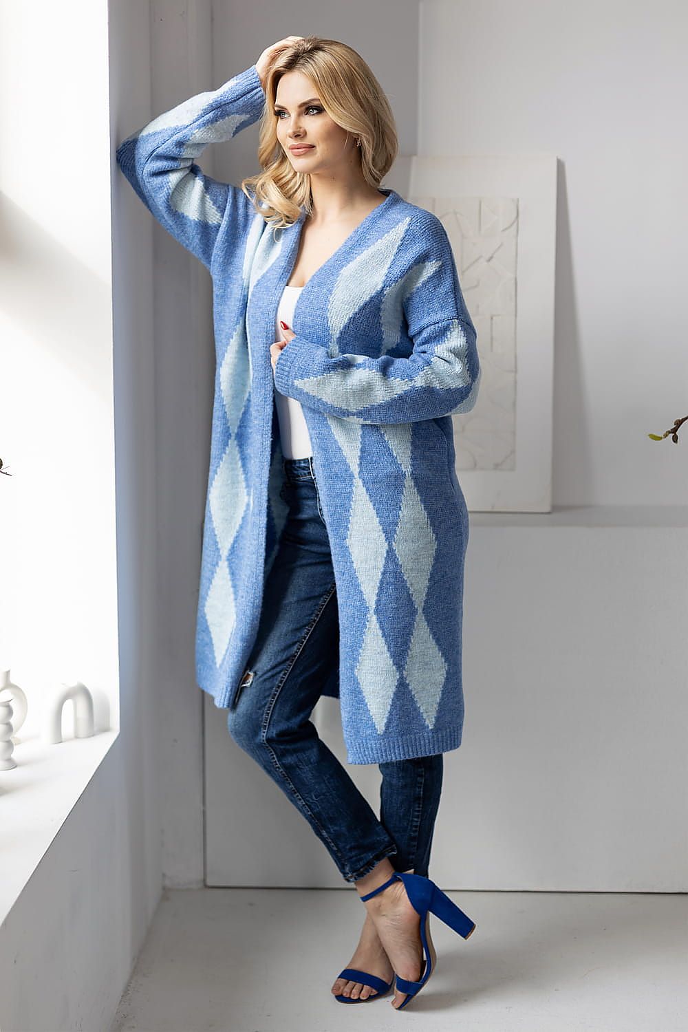  cardigan model 178643 PeeKaBoo 